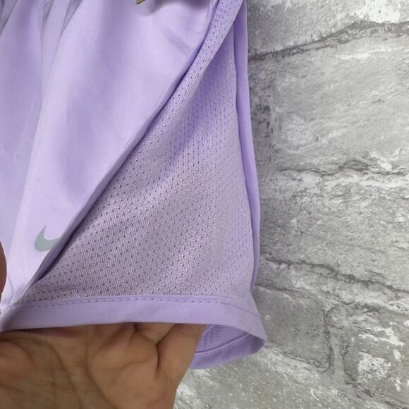 Nike Women's Dri-FIT Tempo Mid-Rise Brief-Lined Running Shorts NWT Size XS - Picture 4 of 16